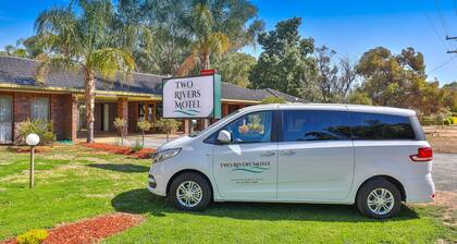 Two Rivers Motel