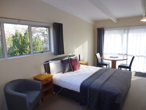 Spa Lodge Motel