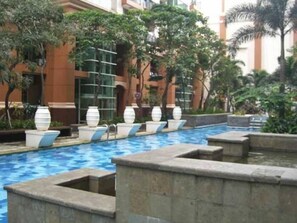 Infinity-Pool