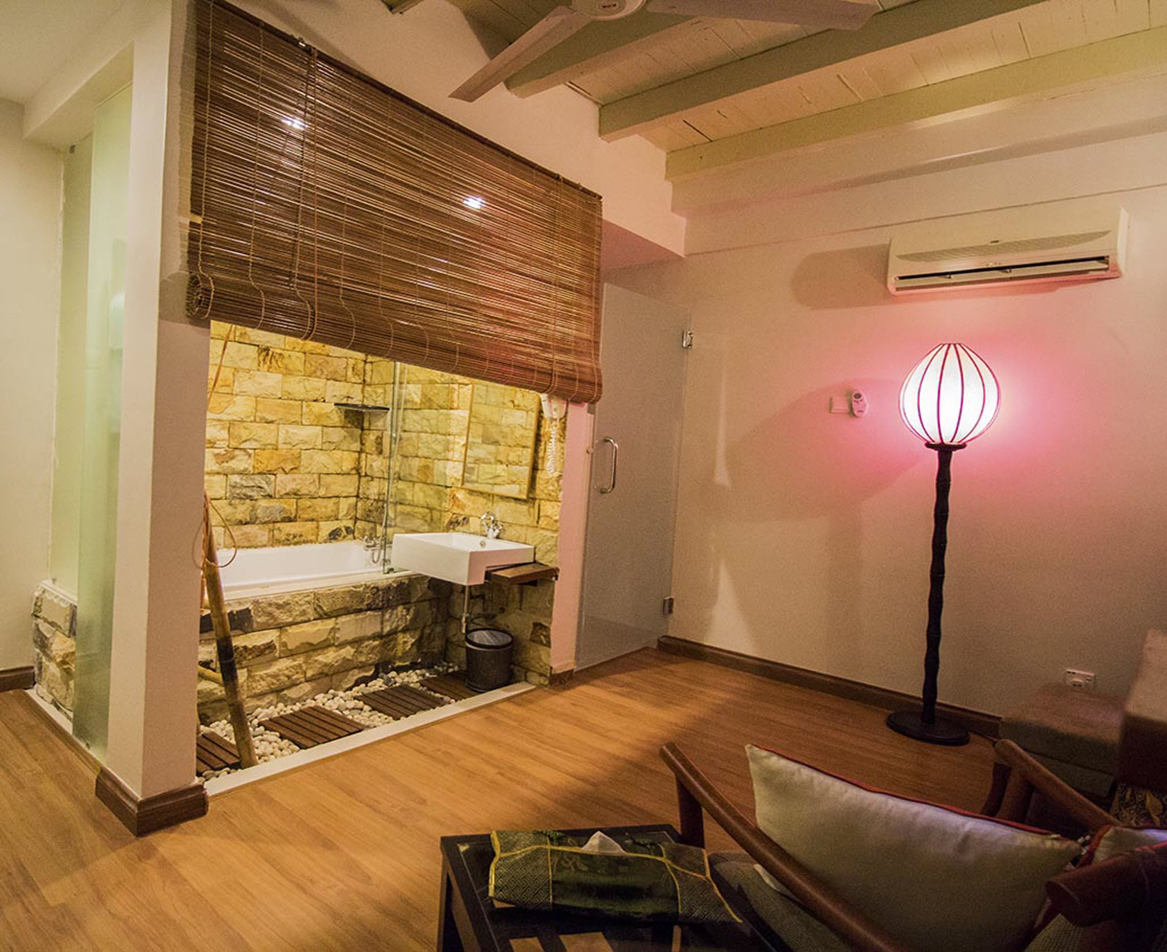 junior suite | bathroom | shower, hair dryer, towels