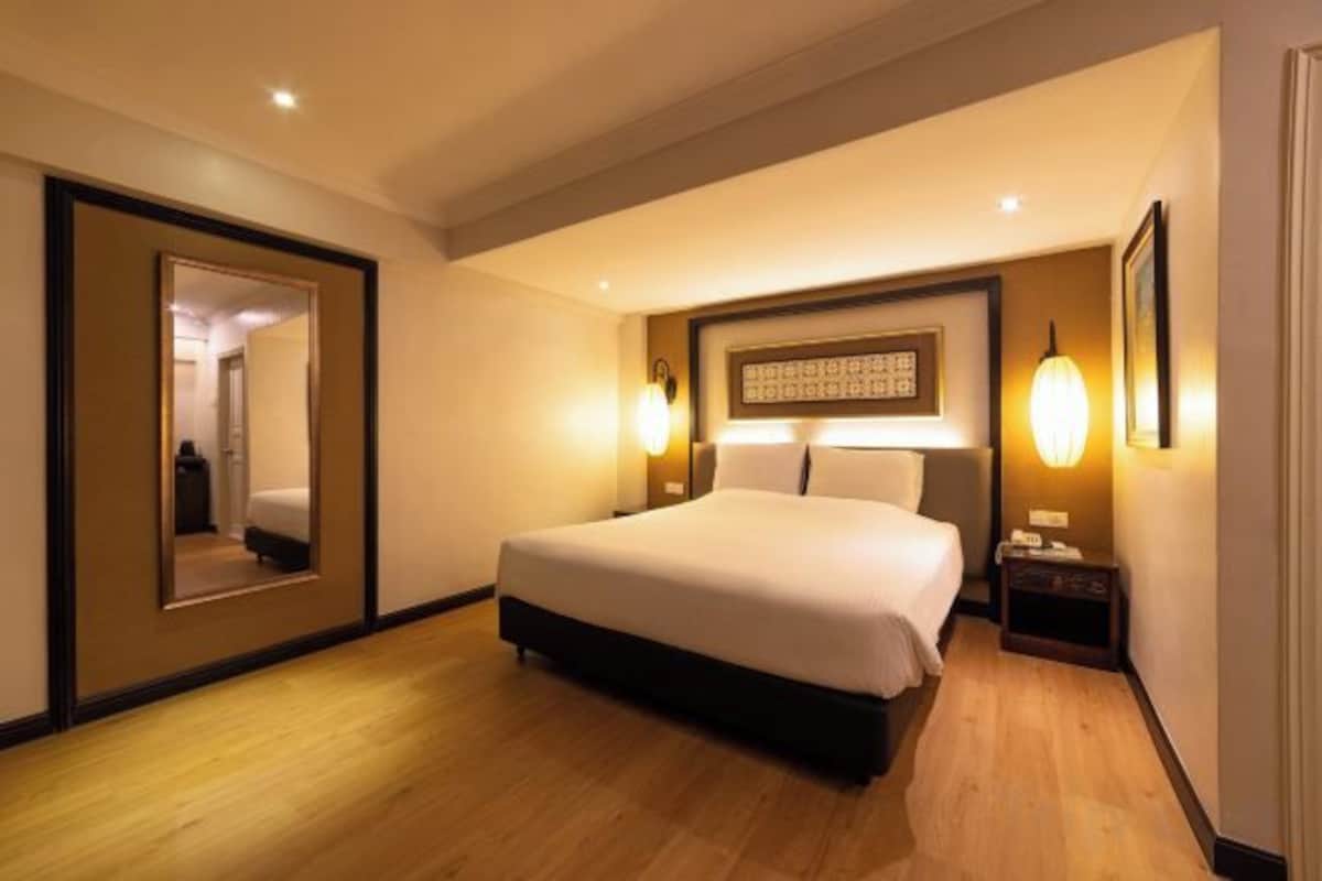 In-room safe, desk, iron/ironing board (on request), WiFi