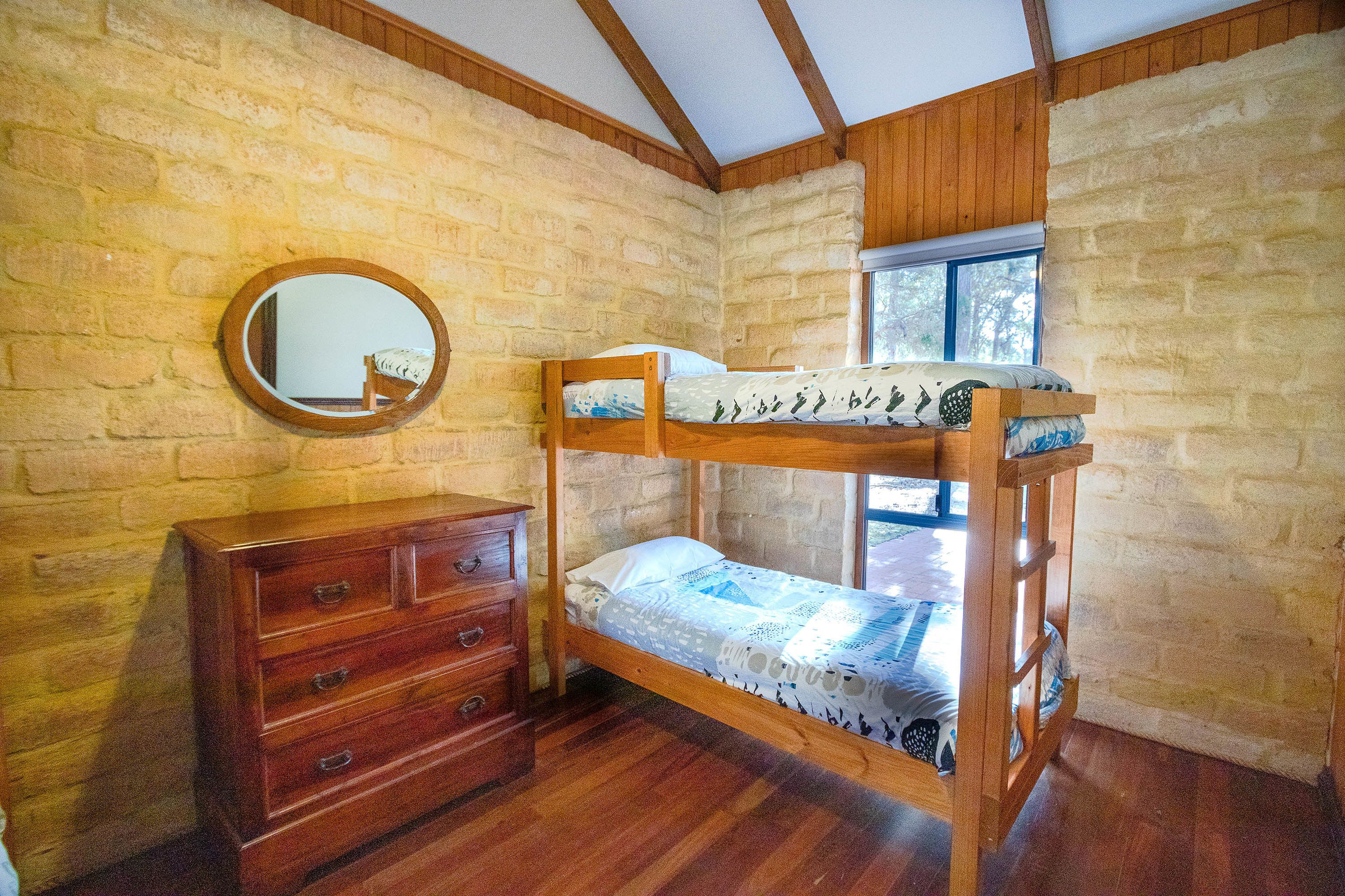 nautilus 2 bed 1 bath | extra beds