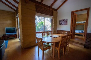 Osprey | In-room dining