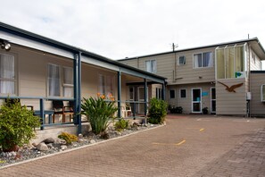 Bãi đậu xe tự phục vụ miễn phí 