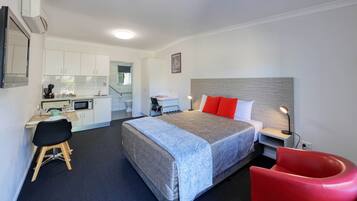 Disabled | Soundproofing, iron/ironing board, free WiFi, bed sheets