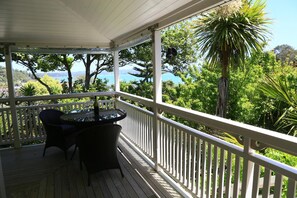 Balcony - Villa Russell (Russell)