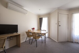 Televisión 35 pulgadas con canales de televisión digitales