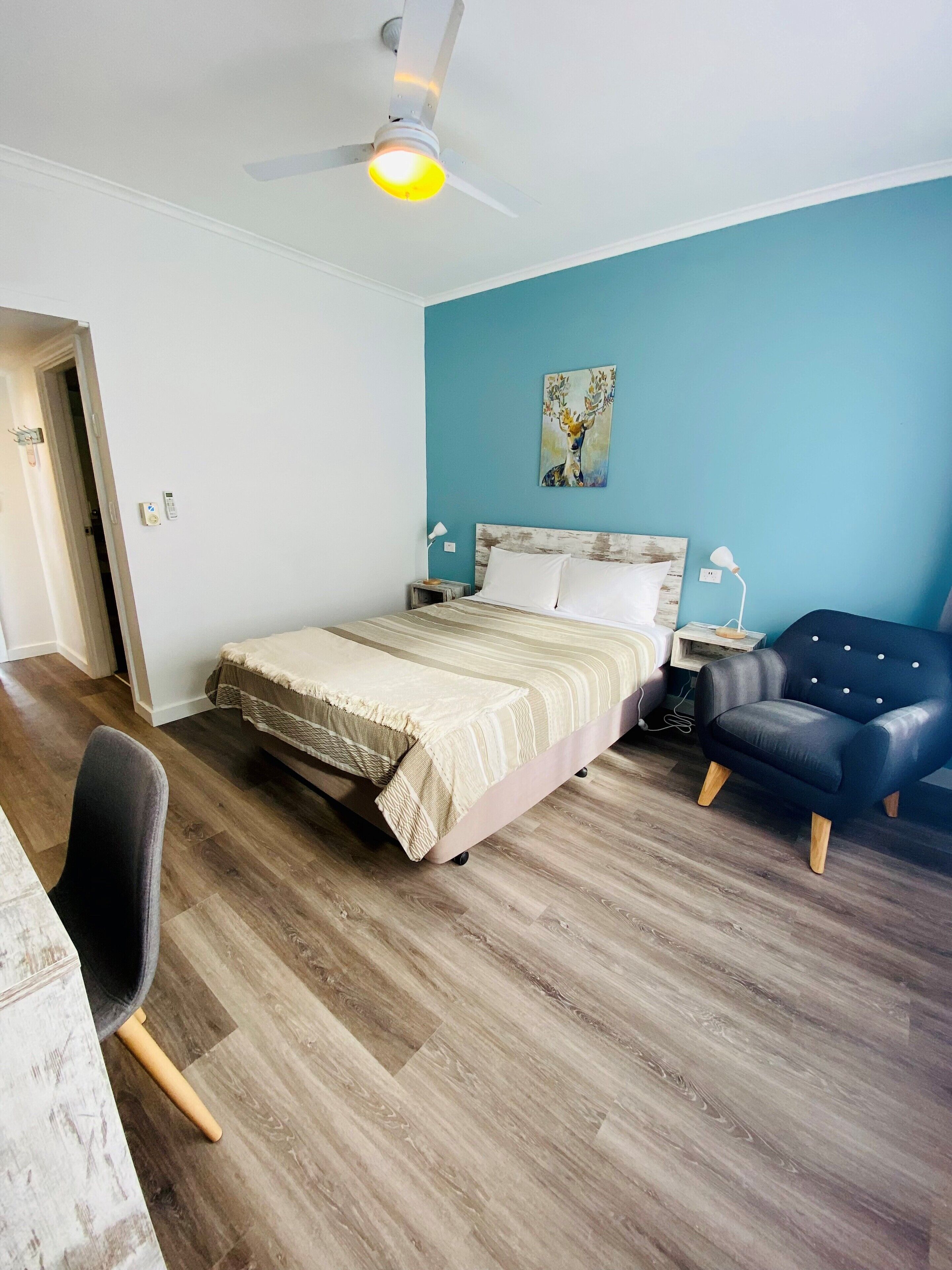 Standard Room | Seterika/papan seterika, Wi-fi percuma, cadar katil 