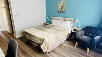 Standard Room | Seterika/papan seterika, Wi-fi percuma, cadar katil