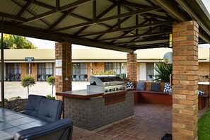 BBQ/picnic area