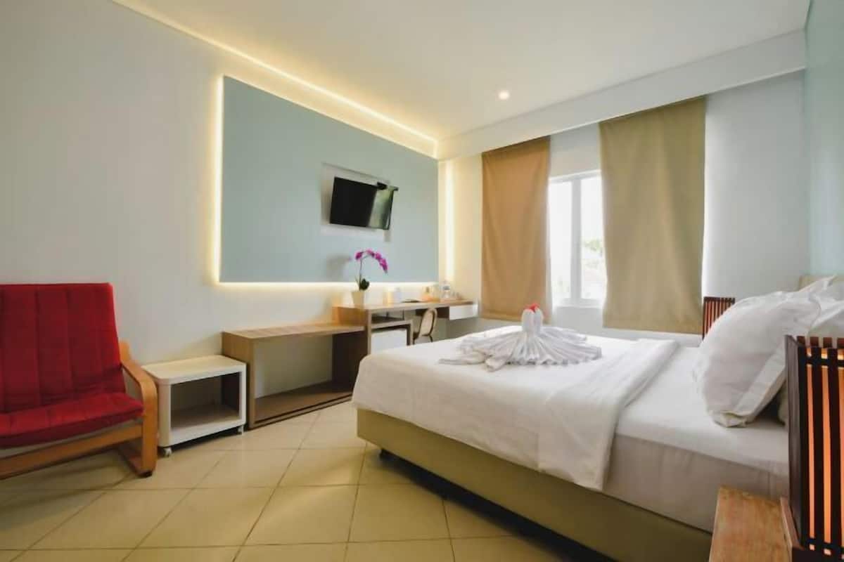 1 bedroom, in-room safe, free WiFi, bed sheets