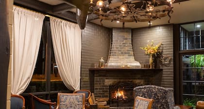 New England Motor Lodge