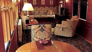Standard Room, Non Smoking, Kitchenette (Governors Carriage) | In-room dining - End of the Line Railway Accommodation (Blampied)