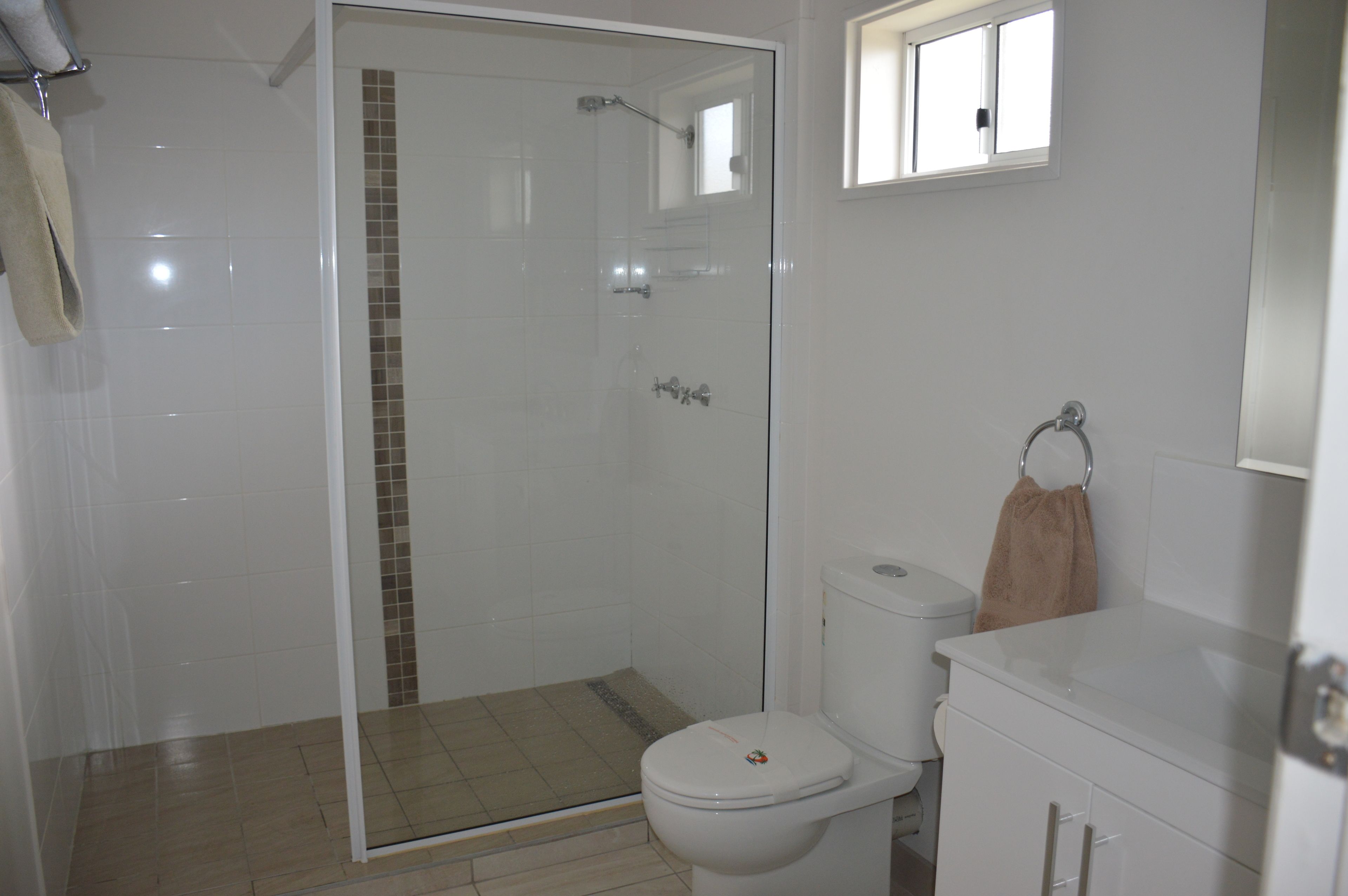 Shower, free toiletries, hair dryer, towels