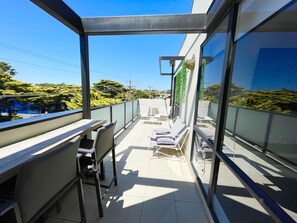 Leilighet, 3 soverom, ikke-røyk, kjøkken | Terrasse/patio