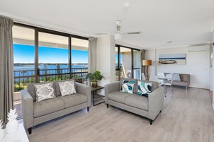 50-inch flat-screen TV with digital channels, TV, Netflix