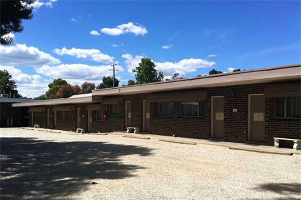 Tartan Motel