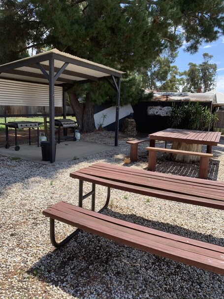 BBQ/picnic area