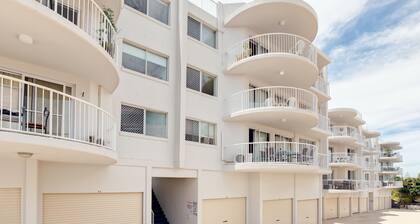 Bayviews & Harbourview Holiday Apartments