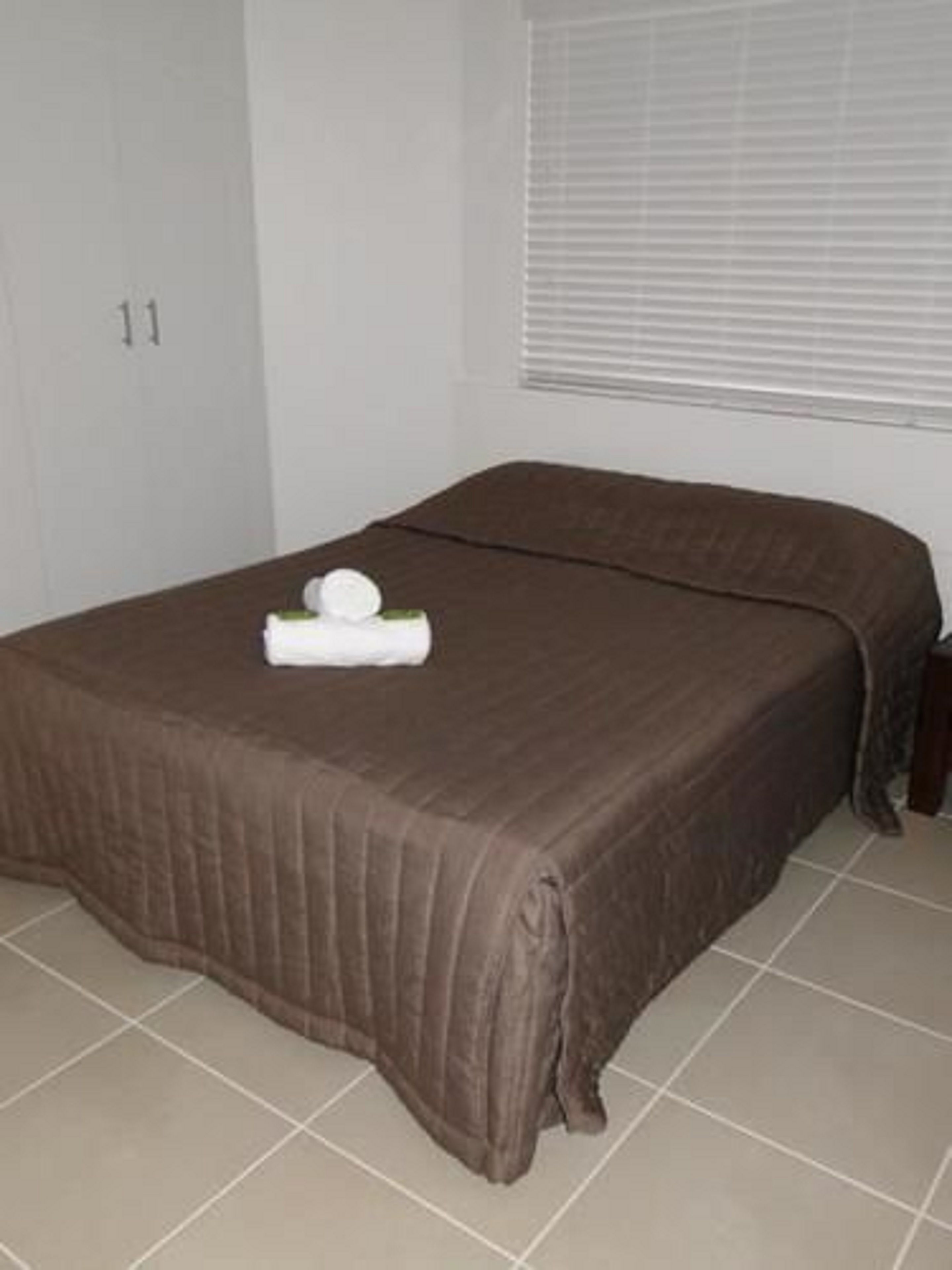 Bayviews & Harbourview Holiday Apartments — image 12