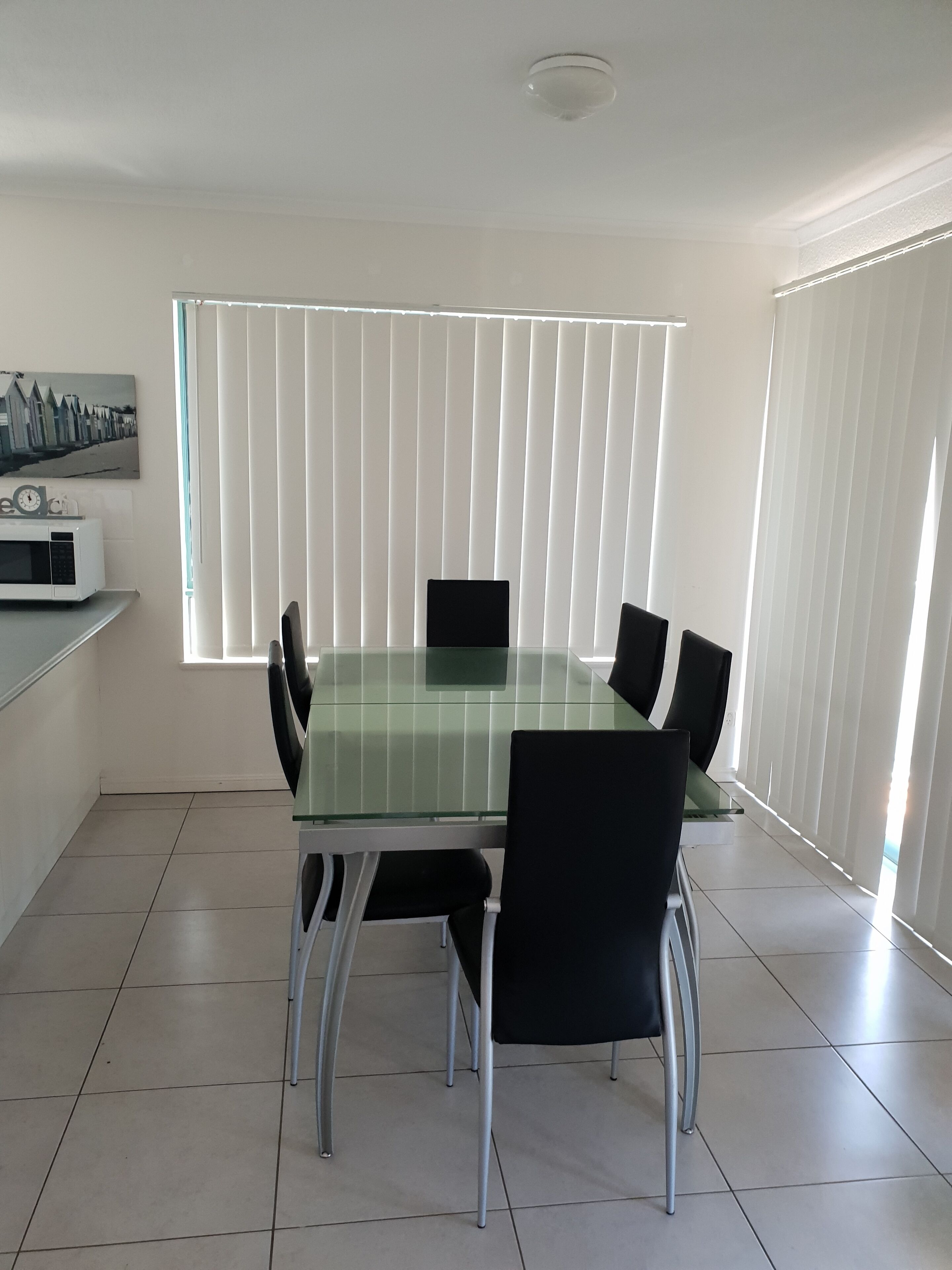 Bayviews & Harbourview Holiday Apartments — image 18