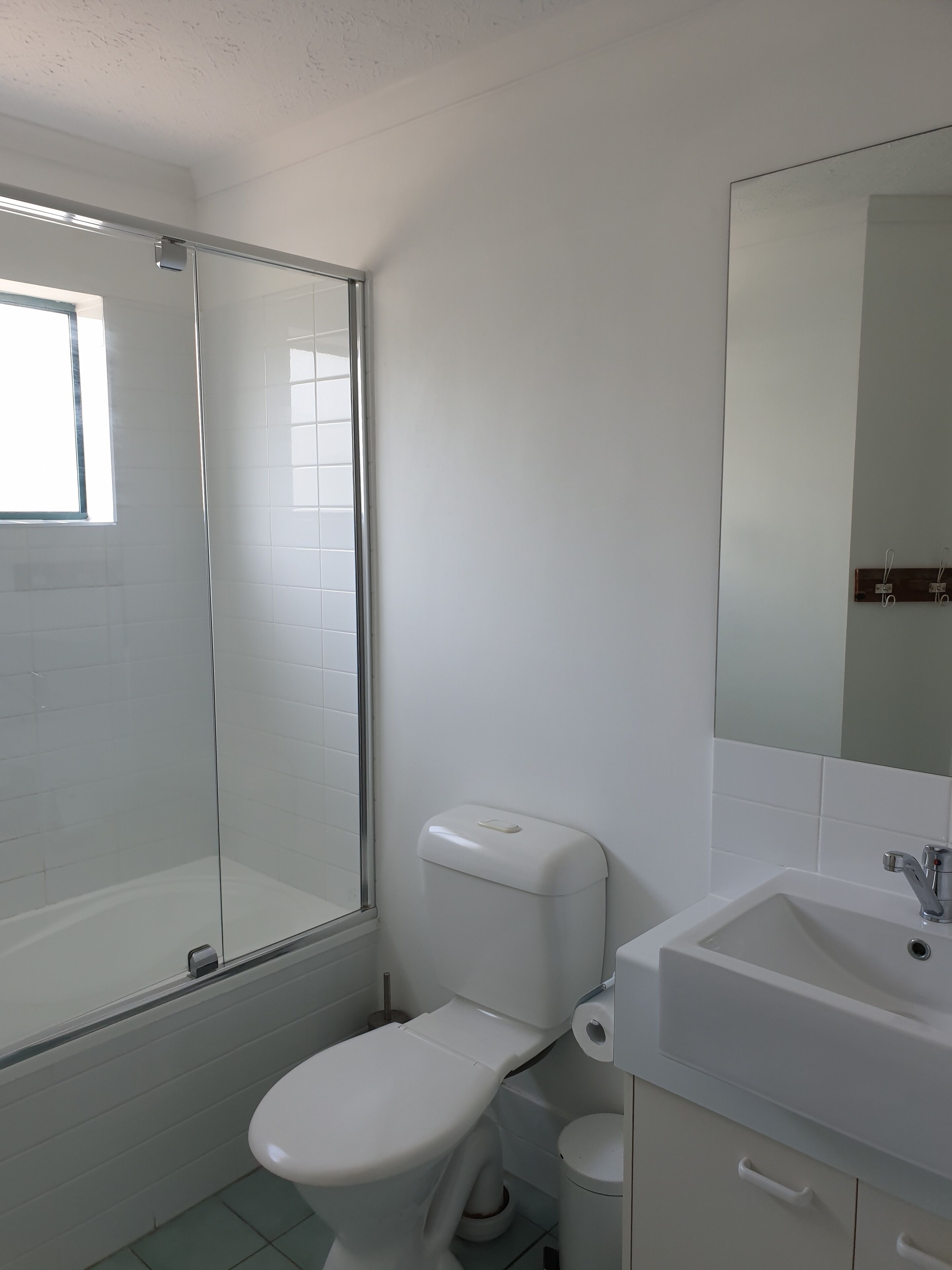 Bayviews & Harbourview Holiday Apartments — image 9