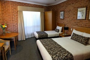 Deluxe Room, 1 Bedroom, Non Smoking (Disabled Twin)