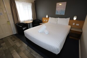 Deluxe Queen Room (Pet Friendly) - Reign Inn Newcastle (Mayfield West)