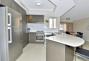Private kitchen - Serenity on the Terrace (Mandurah)