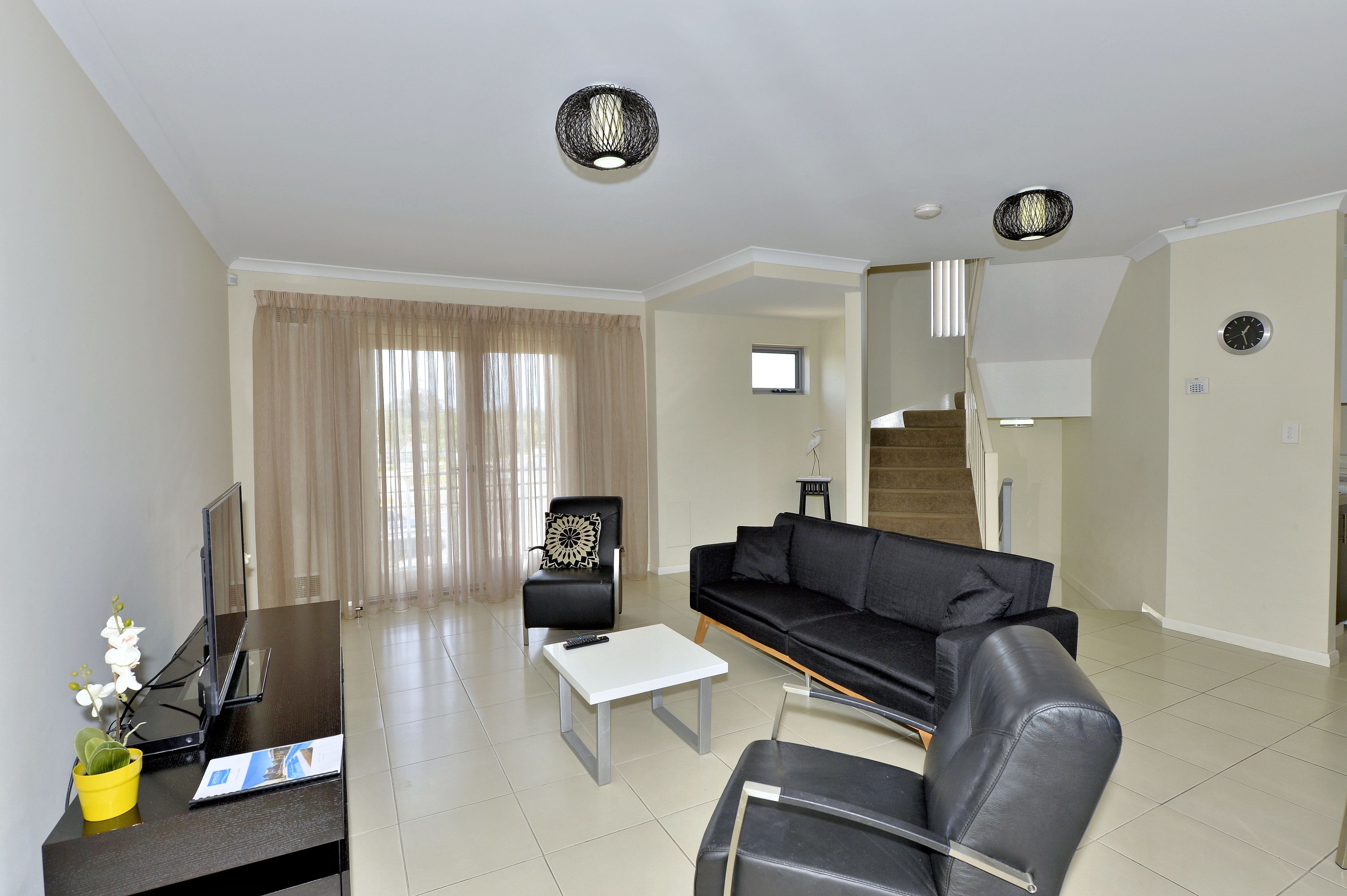 聯排別墅, 1 間臥室 (Apartment) | 起居區 | 平面電視、 DVD 播放機