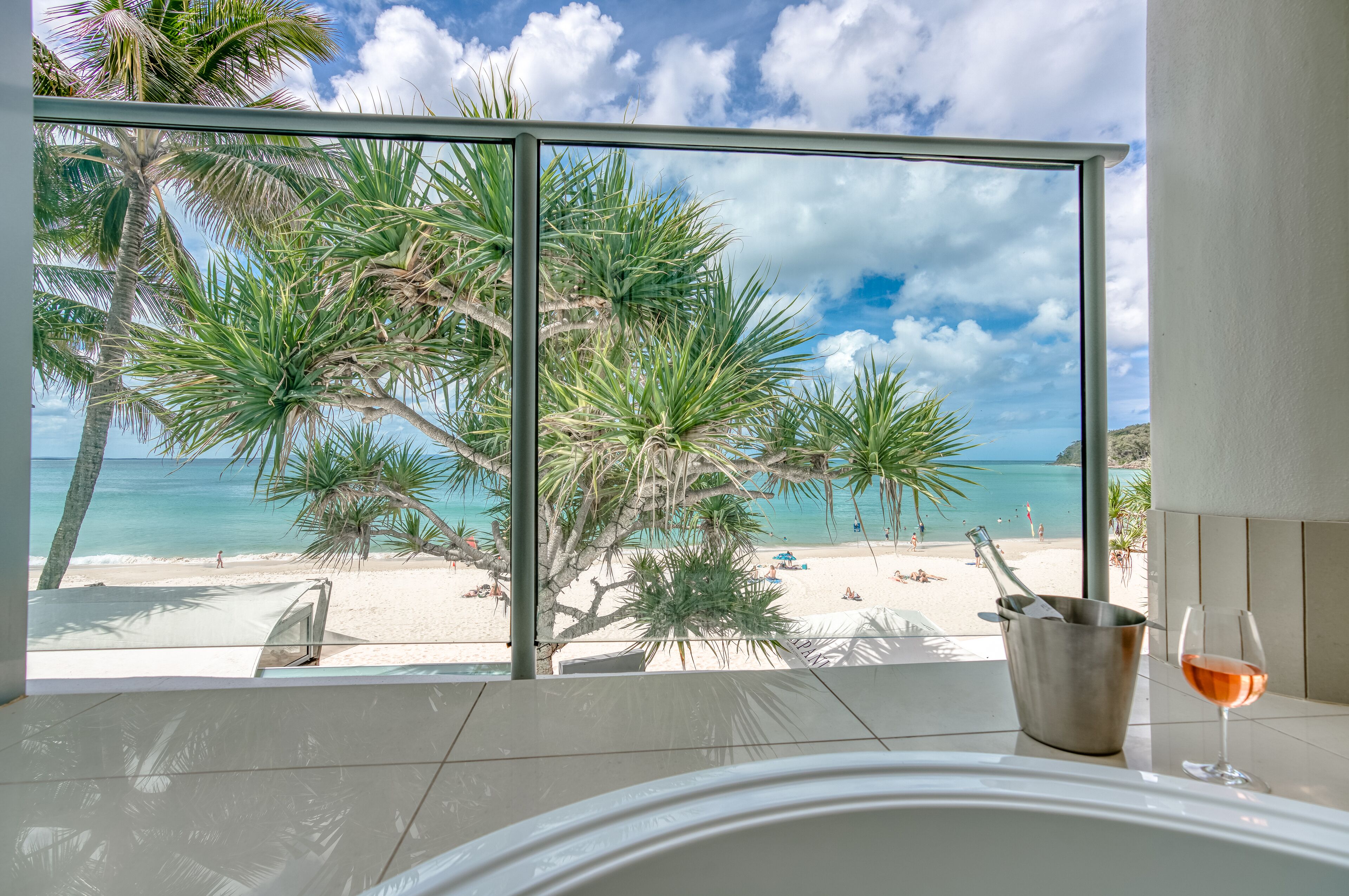 スイート 1 ベッドルーム 禁煙 簡易キッチン (One Bedroom Beachfront Spa) | ビーチ / オーシャン ビュー