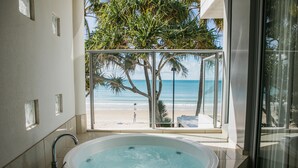 套房, 1 間臥室, 非吸煙房, 簡易廚房 (One Bedroom Beachfront Spa) | 私人 Spa 浴池