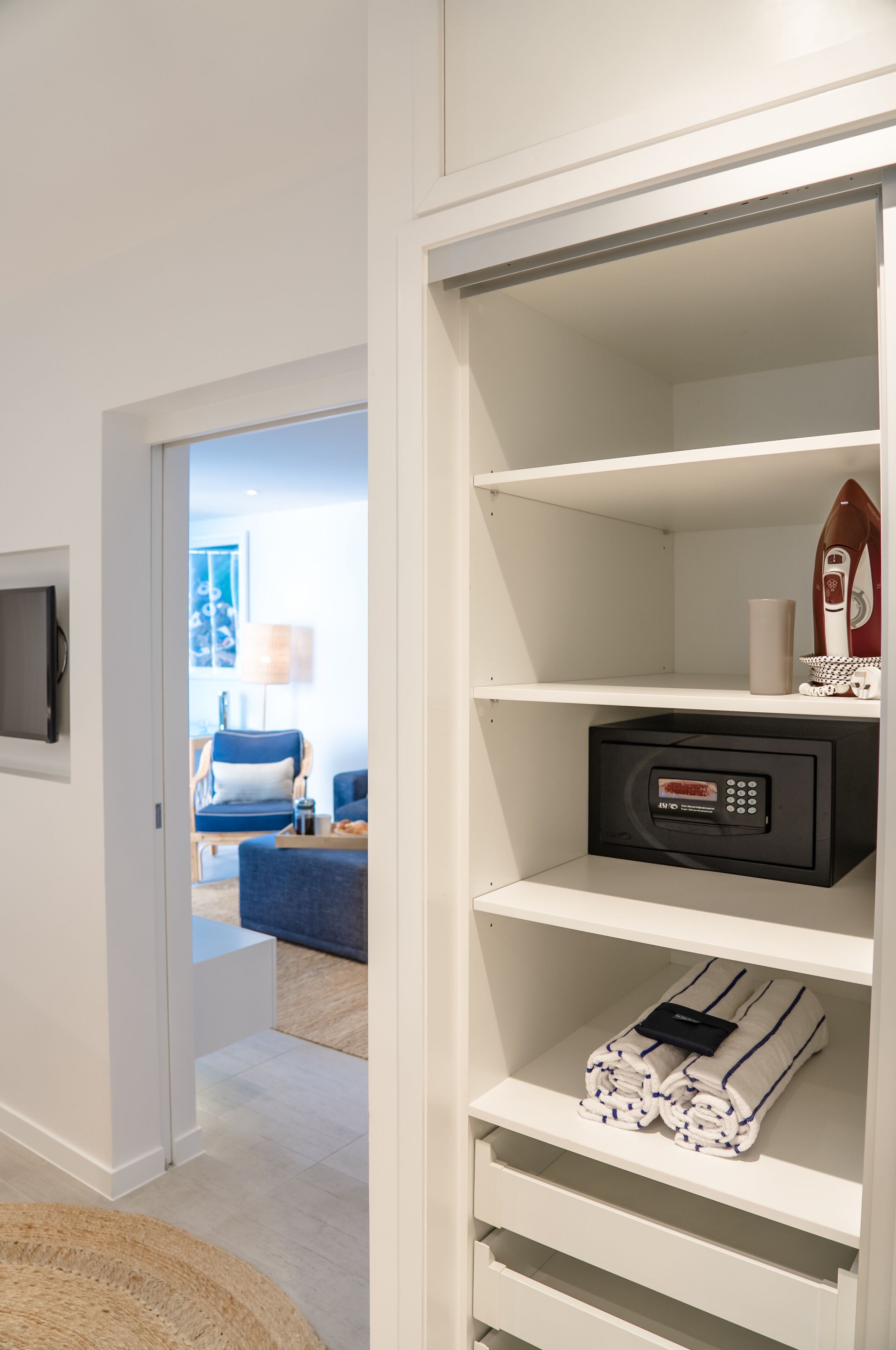 one bedroom partial beach view | safe