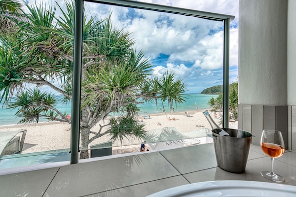 One Bedroom Beachfront Spa | Beach/ocean view