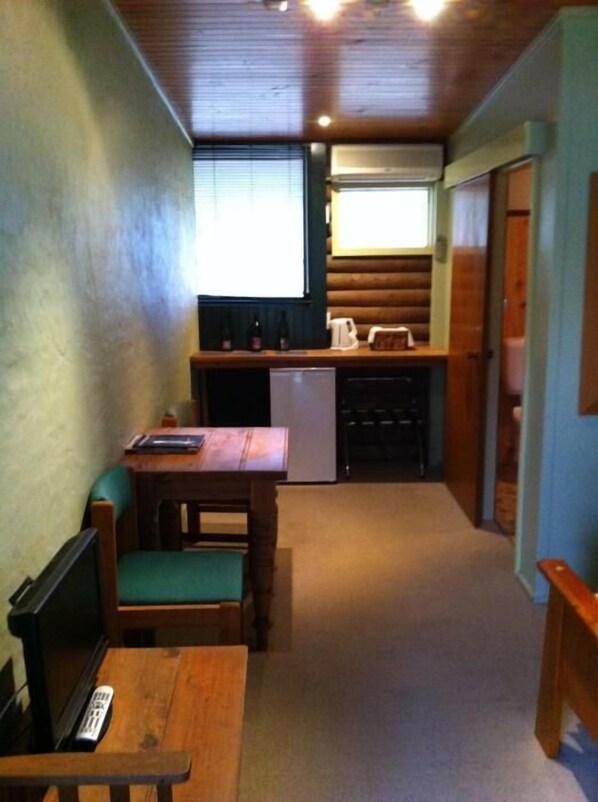 Unclassified image, 1 of 12, button