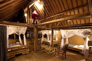 Surfer - Holiday House