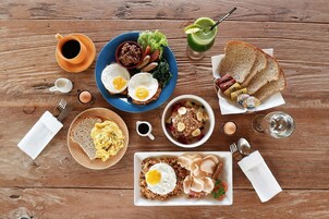 Desayuno completo todos los días (con cargo)
