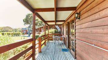 One Bedroom Spa Cottage | Terrace/patio