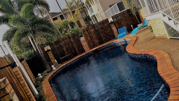 Outdoor pool, open 8:00 AM to 9:00 PM, pool loungers - Limassol Motel (Labrador)