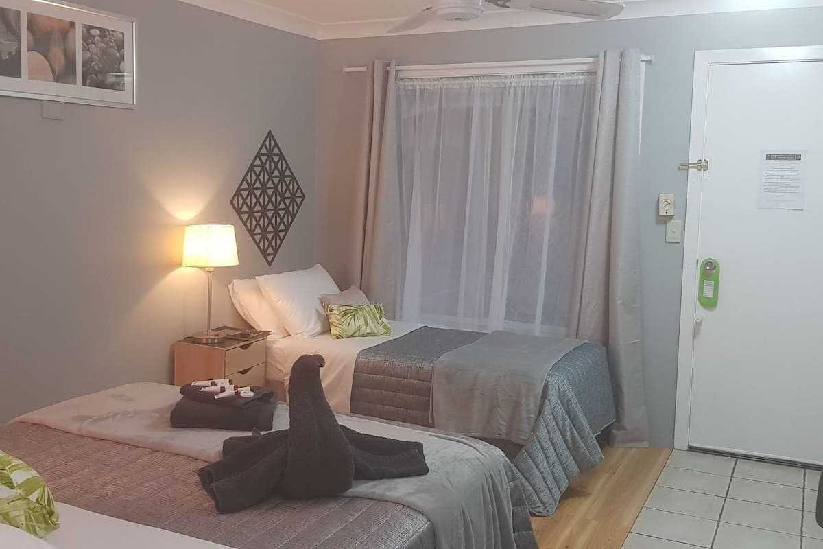 Twin Share Upstairs Balcony | 1 bedroom, individually decorated, blackout drapes, iron/ironing board