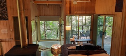 Treetops Accommodation Montville