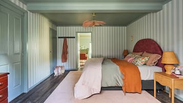 デラックス アパートメント 1 ベッドルーム 禁煙 パティオ | 高級寝具、ピロートップベッド、客室ごとに異なる装飾、客室ごとに異なるインテリア