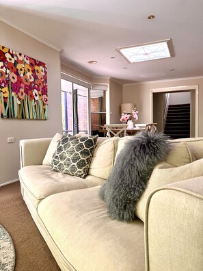 Superior Apartment, 3 Bedrooms, Non Smoking, Kitchen (townhouse) | Living area | 32-inch Smart TV with digital channels, TV, DVD player