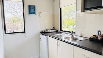 ์คํ๋์ค | ์ ์ฉ ์ฃผ๋ฐฉ | ๋ฏธ๋ ๋์ฅ๊ณ , ์ ์๋ ์ธ์ง, ์ปคํผ/ํฐ ๋ฉ์ด์ปค, ์ ๊ธฐ ์ฃผ์ ์