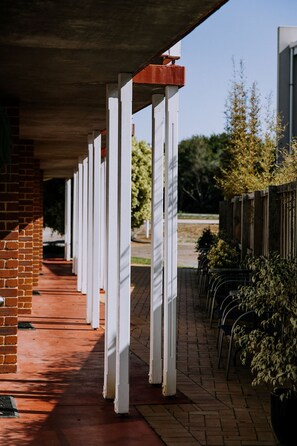 Standard Fully Self Contained Room - The Jetty Resort (Esperance)