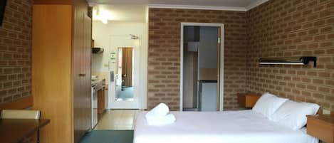 Standard Suite, 1 Bedroom, Non Smoking, Kitchenette (Twin) | Desk, free WiFi, bed sheets