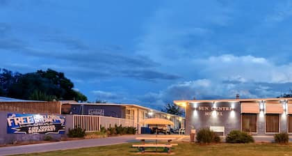 Sun Centre Motel