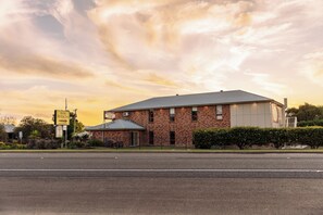 Front of property - Scone Motor Inn (Scone)