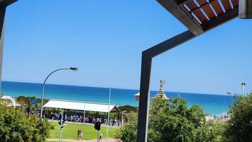 Designer Apartment, 2 Bedrooms | Beach/ocean view