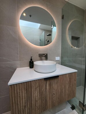 Standard Apartment, 2 Bedrooms, Kitchen | Bathroom - Semaphore Blue Apartments (Semaphore)